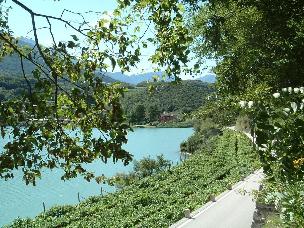 Hotel Due Laghi Padergnone Exterior photo