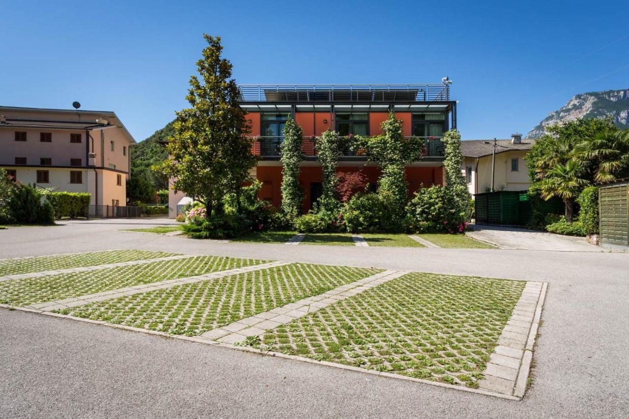 Hotel Due Laghi Padergnone Exterior photo