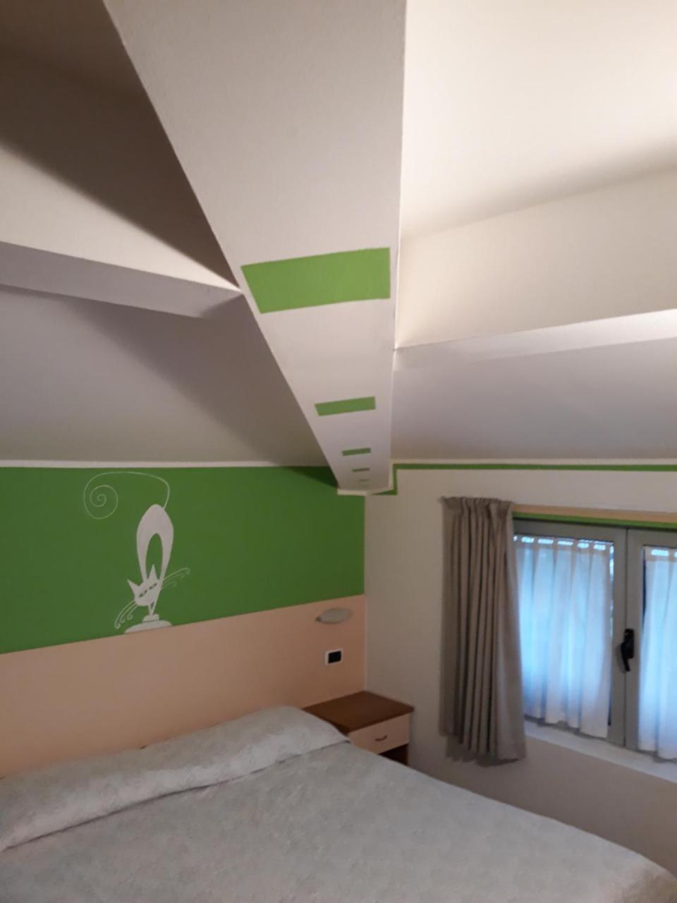 Hotel Due Laghi Padergnone Exterior photo